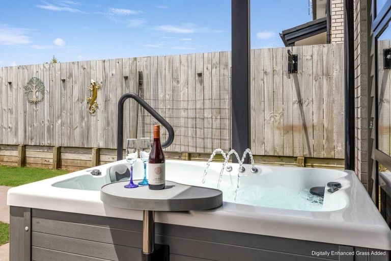 Photo of property in 90 Banks Street, Marfell, New Plymouth, 4310