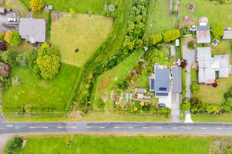 Photo of property in 20 Dudley Road Lower, Inglewood, 4386