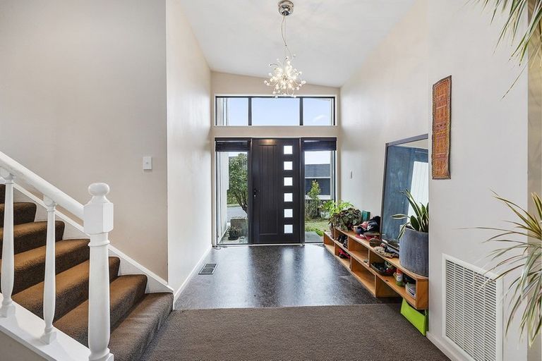Photo of property in 24 Eskdale Road, Papakowhai, Porirua, 5024