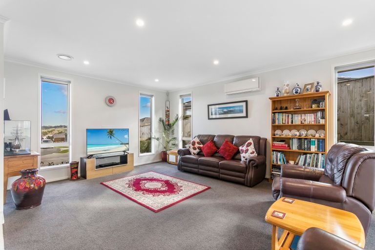 Photo of property in 44 Westmuir Crescent, Pokeno, 2402