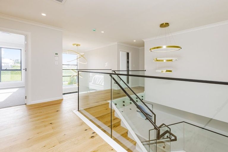 Photo of property in 31 Evergreen Parade, Rosehill, Papakura, 2113