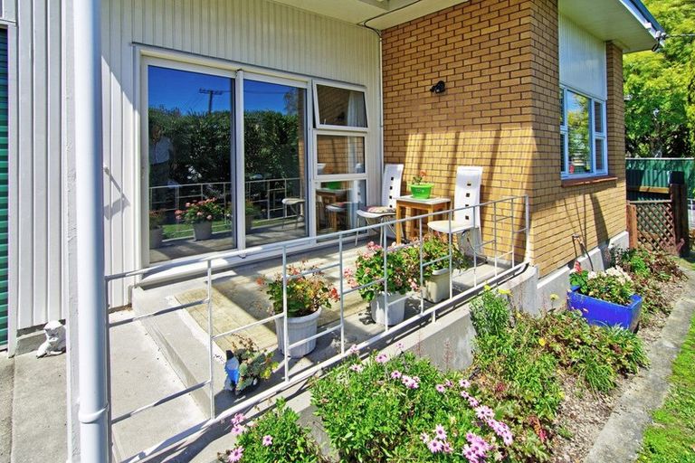 Photo of property in 6 Totara Street, Lansdowne, Masterton, 5810