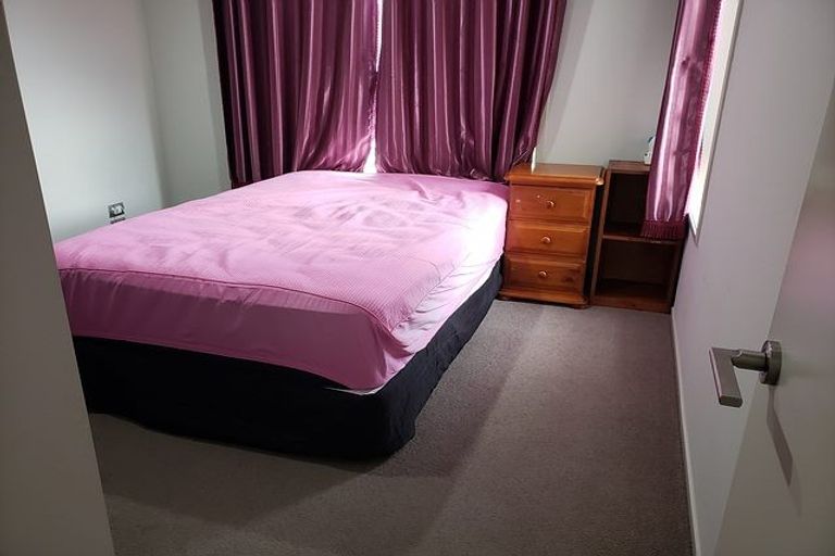 Photo of property in 29 Horizon View Road, Oteha, Auckland, 0632