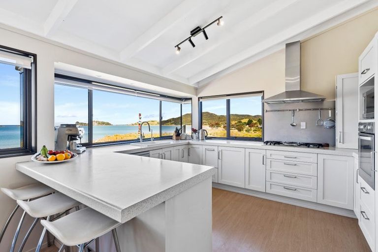 Photo of property in 14 Logan Nicks Place, Whangaruru, Russell, 0184