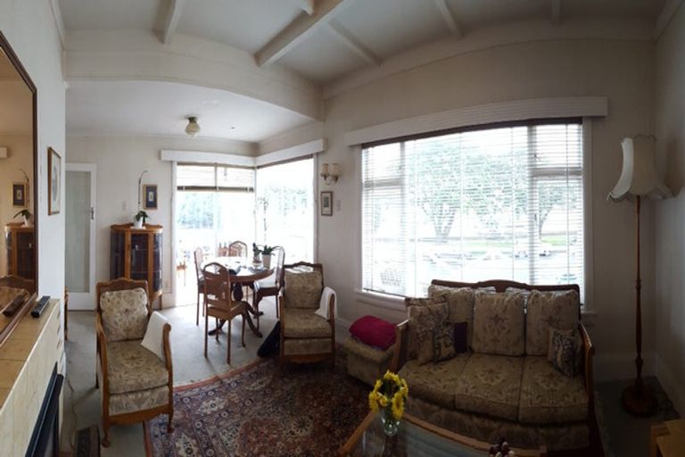 Photo of property in 16 King Edward Parade, Devonport, Auckland, 0624