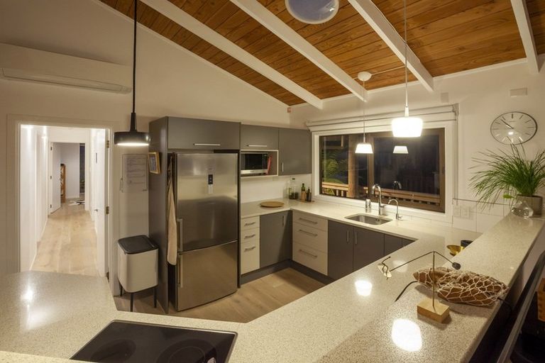 Photo of property in 19 Tainui Street, Raumati Beach, Paraparaumu, 5032