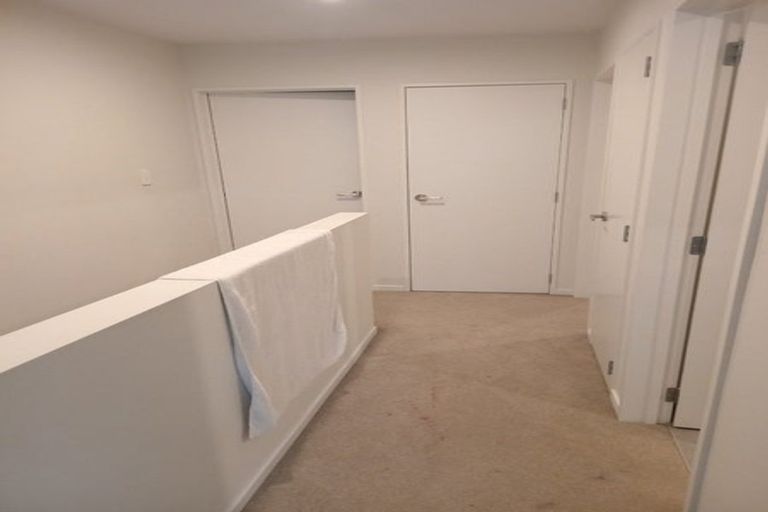 Photo of property in 18 Whai Hua Lane, Mangere Bridge, Auckland, 2022