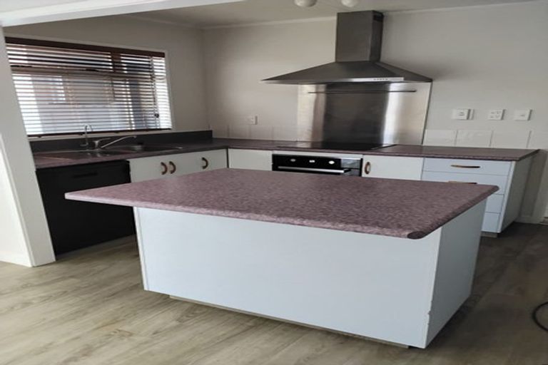 Photo of property in 43 South Belt, Solway, Masterton, 5810