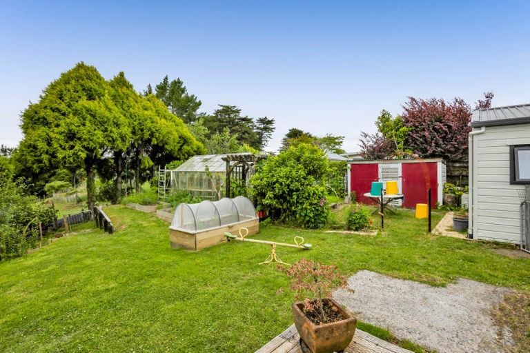 Photo of property in 20 Dudley Road Lower, Inglewood, 4386