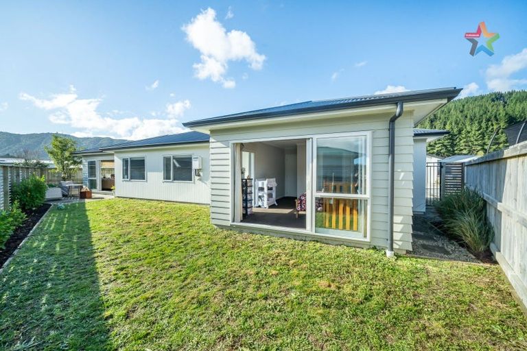 Photo of property in 7 Brian Hughes Road, Wainuiomata, Lower Hutt, 5014