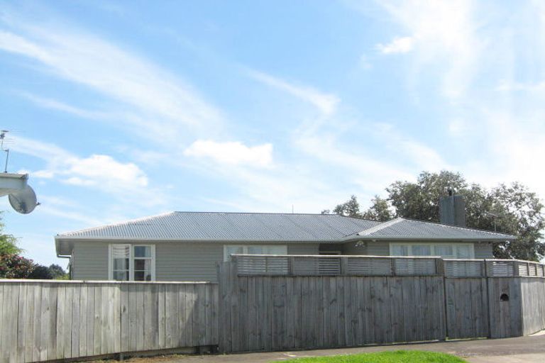 Photo of property in 47 Budleigh Street, Frankleigh Park, New Plymouth, 4310