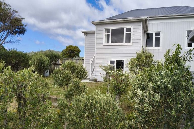 Photo of property in 24 Stoke Street, Newtown, Wellington, 6021
