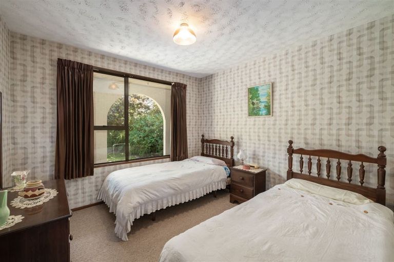 Photo of property in 34 Karnak Crescent, Russley, Christchurch, 8042