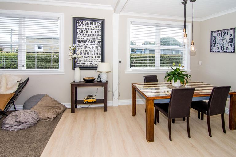 Photo of property in 12 Tararua Street, Masterton, 5810