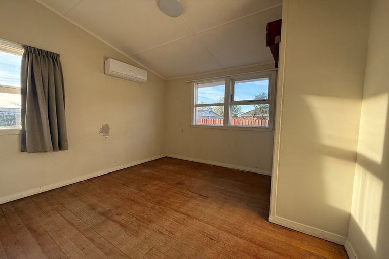 Photo of property in 55 Morrison Avenue, Northcote, Christchurch, 8052