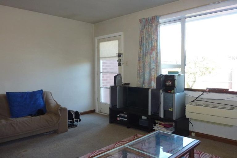 Photo of property in 2/13 Nelson Street, Riccarton, Christchurch, 8011