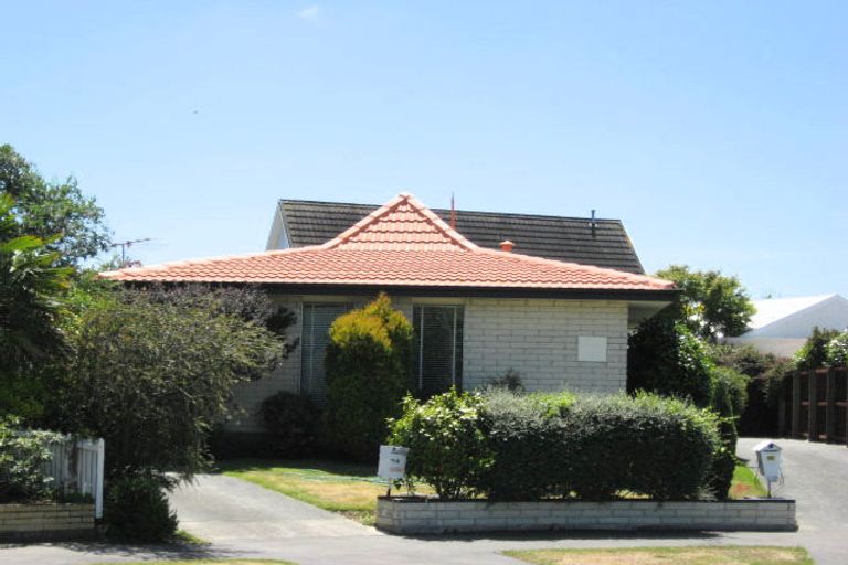 Photo of property in 1/9 Larkhill Place, Russley, Christchurch, 8042