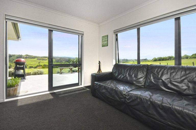 Photo of property in 76 Daniel Parade, Mangawhai, Wellsford, 0975