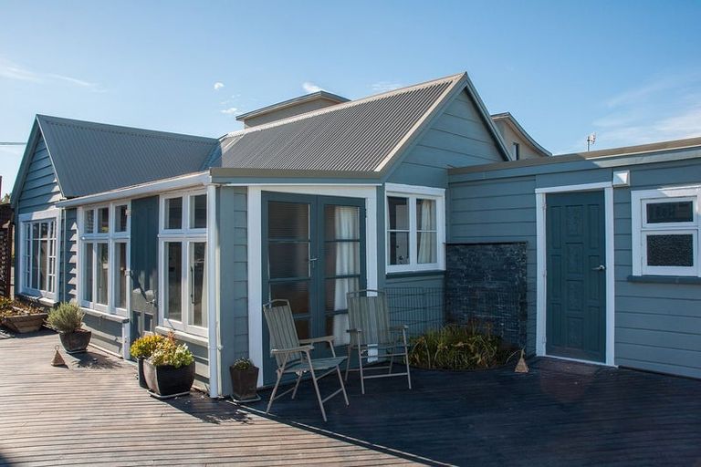 Photo of property in 5 Marine Parade, North New Brighton, Christchurch, 8083