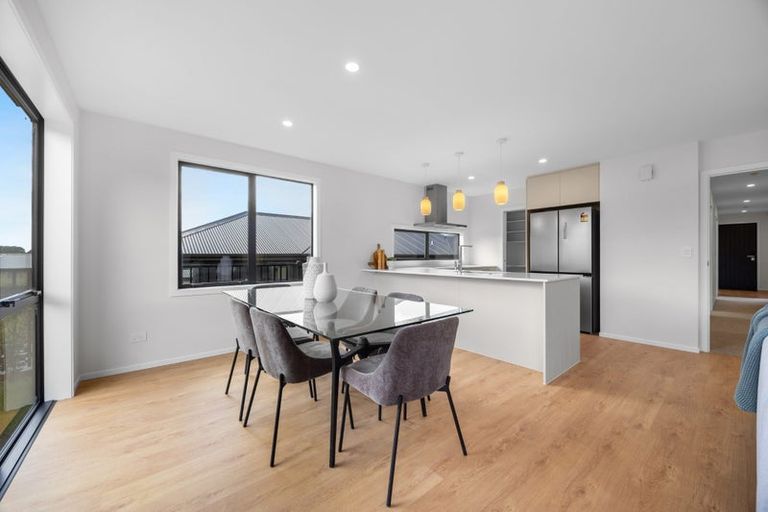 Photo of property in 2 Arohanui Road, Karaka, 2124
