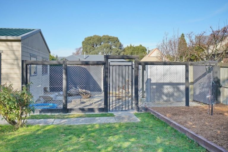 Photo of property in 69 Bush Street, Rangiora, 7400