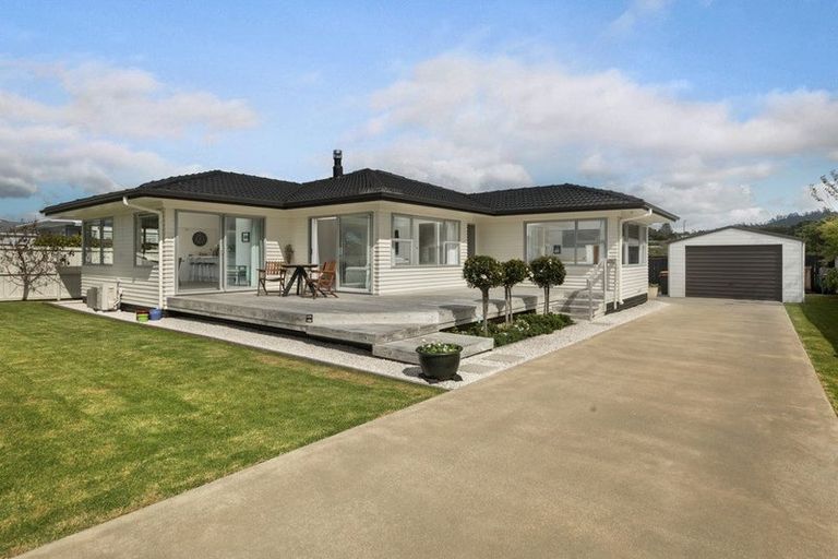 Photo of property in 8 Sandleigh Drive, Athenree, Katikati, 3177