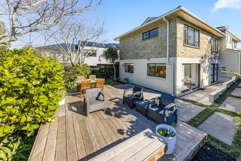 Photo of property in 55 Dignan Street, Point Chevalier, Auckland, 1022