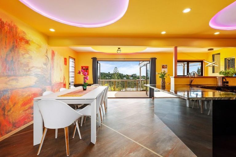 Photo of property in 24 Danbury Drive, Torbay, Auckland, 0630