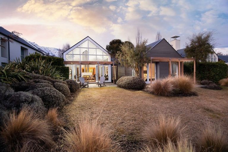 Photo of property in Millbrook Resort, 13 Malaghans Ridge, Arrowtown, 9371