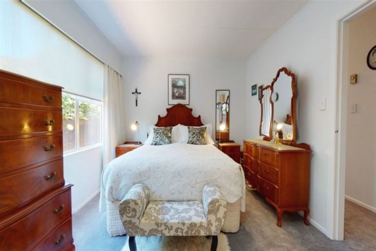 Photo of property in 14a Norton Park Avenue, Fairfield, Lower Hutt, 5011