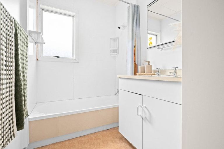 Photo of property in 10b Paterson Street, Frankton, Hamilton, 3204