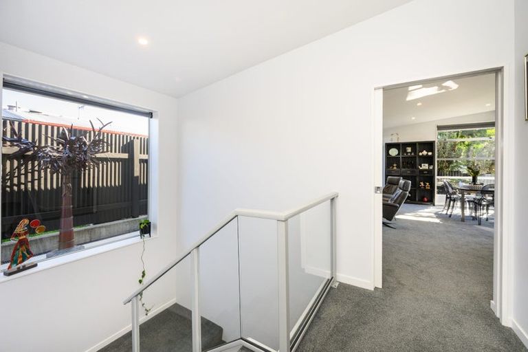 Photo of property in 1 Kensington Mews, Hokowhitu, Palmerston North, 4410