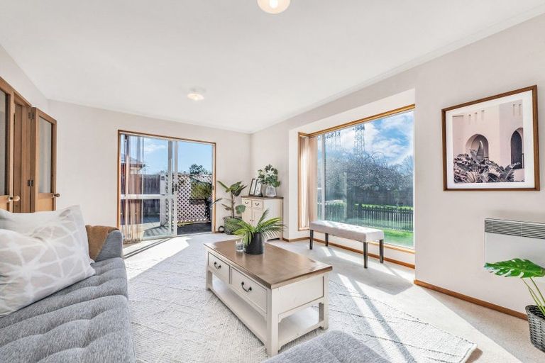 Photo of property in 1/5 Showgate Avenue, Sockburn, Christchurch, 8042