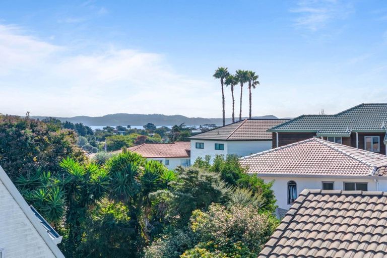Photo of property in 686a Whangaparaoa Road, Stanmore Bay, Whangaparaoa, 0932