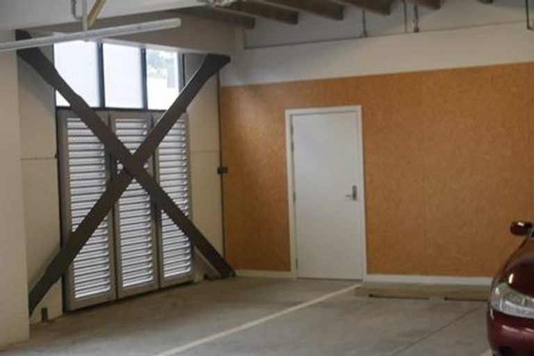 Photo of property in Urbis Apartments, 4/5 Raroa Road, Hutt Central, Lower Hutt, 5010