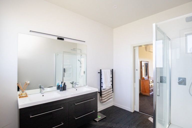 Photo of property in 3 Mcquarrie Place, Ngatea, 3503