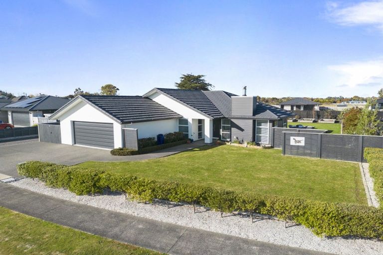 Photo of property in 19 George Street, Bulls, 4818