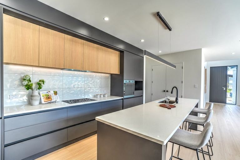 Photo of property in 26 Babina Avenue, Kumeu, 0810