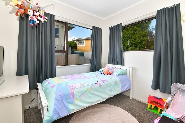 Photo of property in 836 Whangaparaoa Road, Manly, Whangaparaoa, 0930