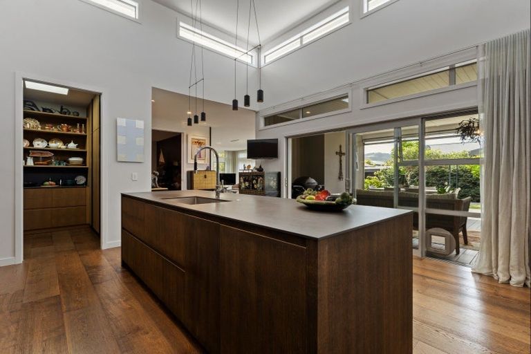 Photo of property in 10 Oystercatcher Lane, Point Wells, 0986