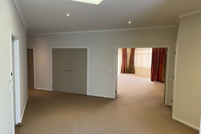 Photo of property in 18 Pukemere Way, Pukerua Bay, 5026
