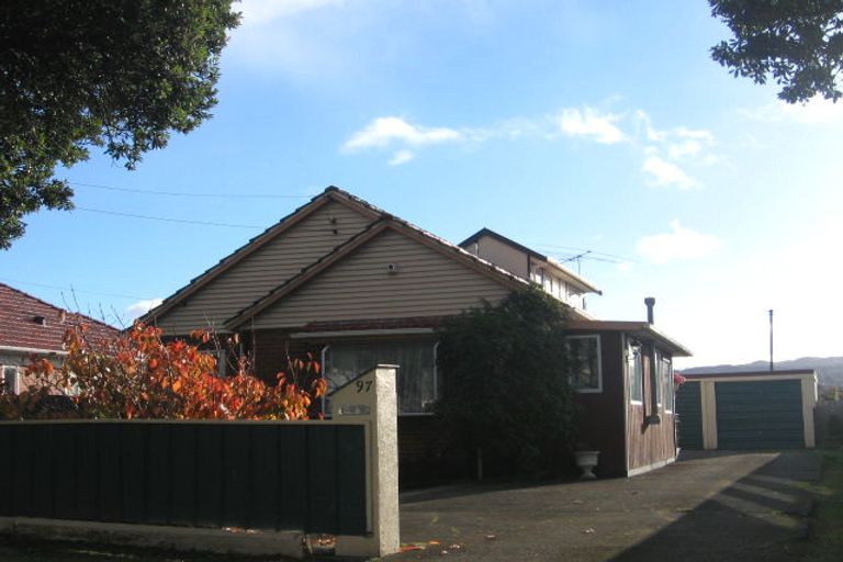Photo of property in 97 Riverside Drive, Waiwhetu, Lower Hutt, 5010