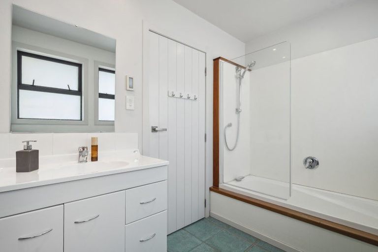 Photo of property in 27 Rimuvale Street, Pukehangi, Rotorua, 3015