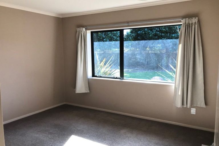 Photo of property in 6 Daniel Crescent, Cambridge, 3434