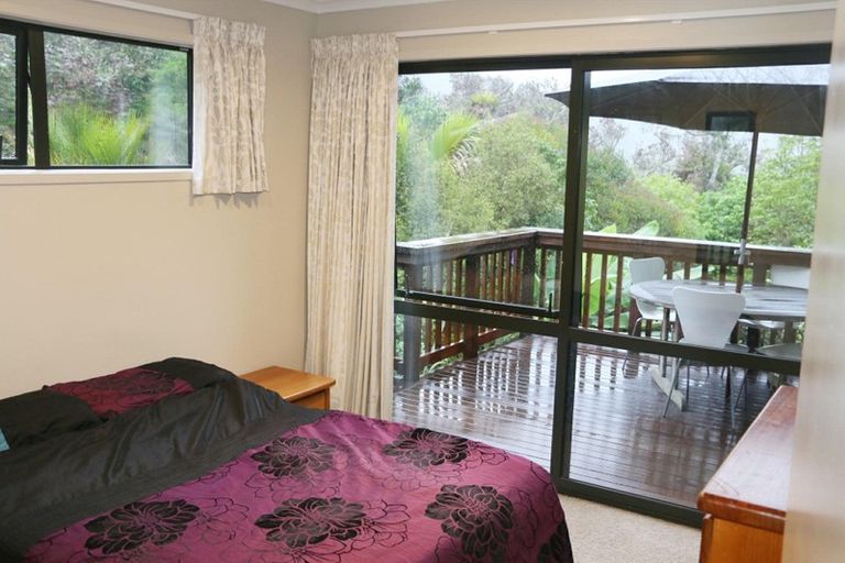 Photo of property in 21 Taraire Street, Ostend, Waiheke Island, 1081