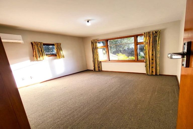 Photo of property in 294 Withells Road, Avonhead, Christchurch, 8042