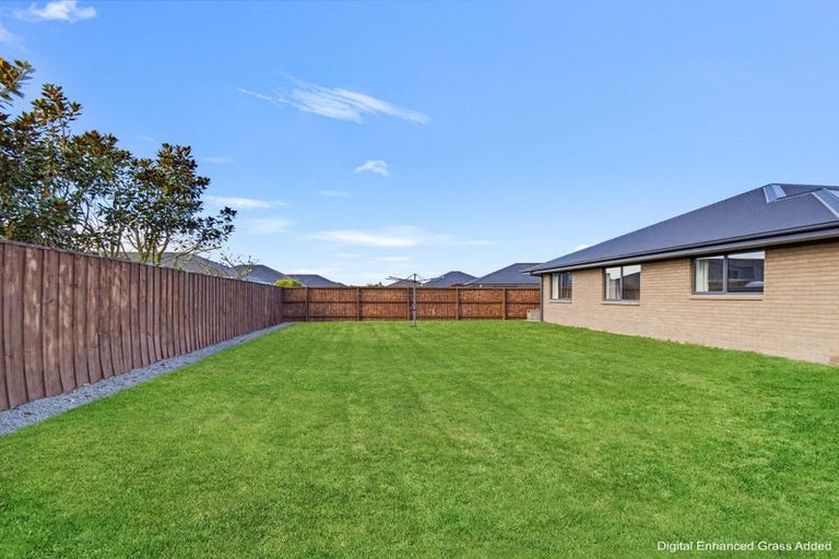 Photo of property in 12 Lloyds Close, Rolleston, 7614