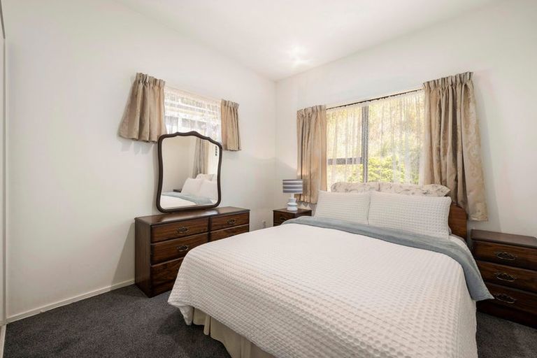 Photo of property in 23 Ring Lane, Paparangi, Wellington, 6037