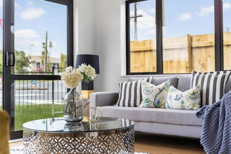 Photo of property in 14/13 Charles Street, Papatoetoe, Auckland, 2025