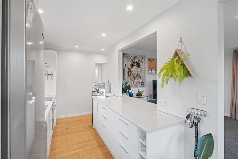 Photo of property in 4 Pethig Place, Halswell, Christchurch, 8025